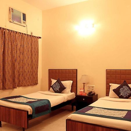 Collection O Hotel Shalimar Колката Екстериор снимка