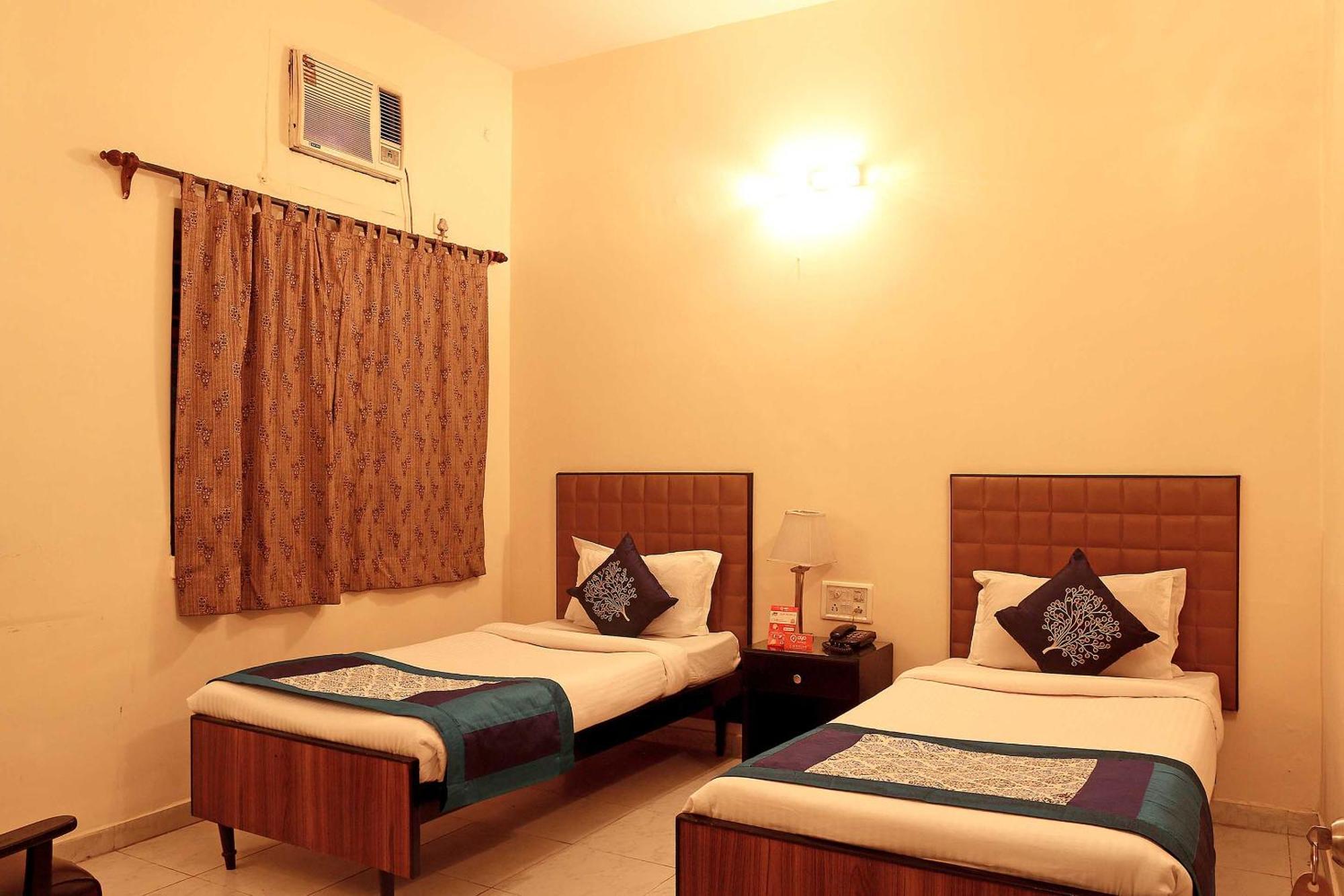 Collection O Hotel Shalimar Колката Екстериор снимка